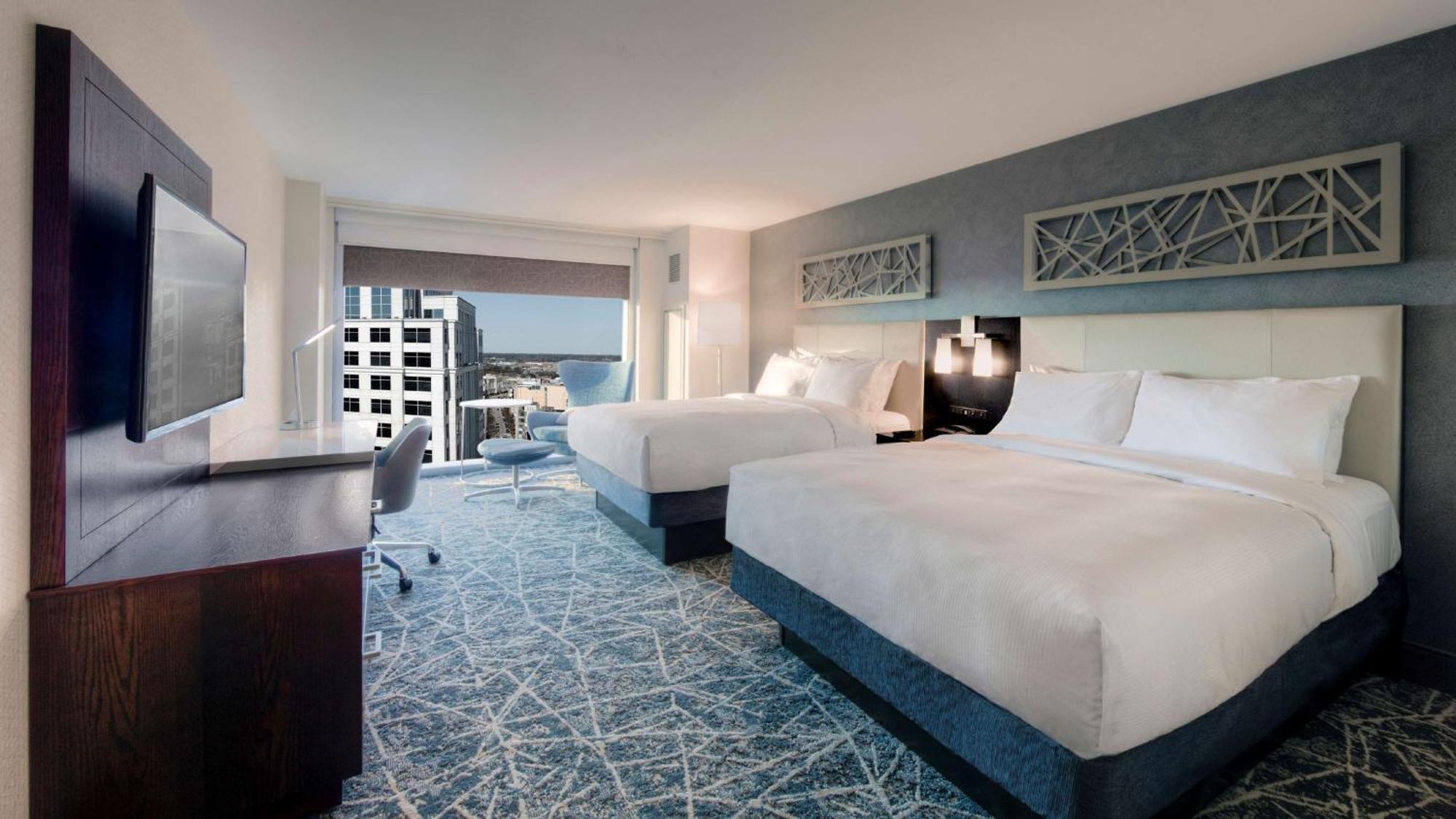 Отель Hilton Norfolk The Main Экстерьер фото